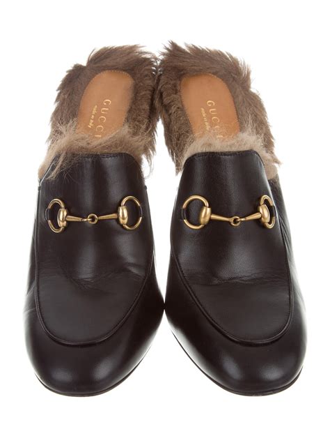 gucci princetown mule with fur